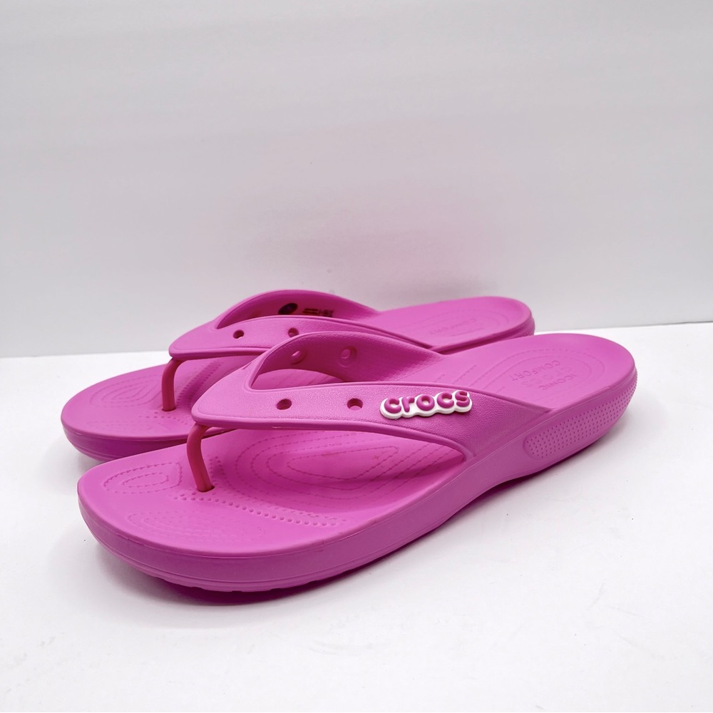 CROCS Men’s Size 12 Party Pink Sandals